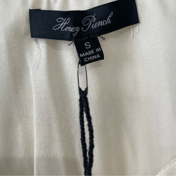 NWT Honey Punch Cream Sequin Tank Top | Size Small - Picture 2 of 5